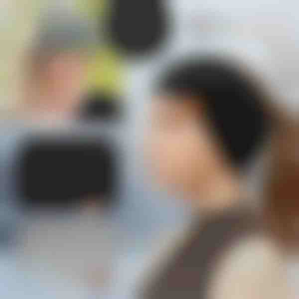 Gorro com rabo de cavalo em croché | BEANIEHUT